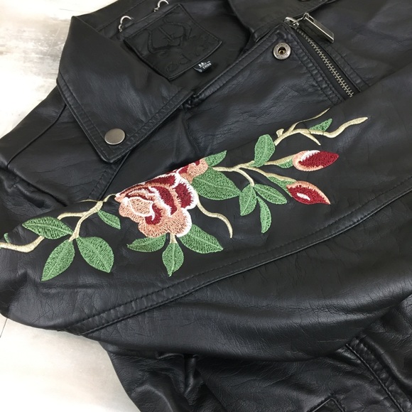 NWOT ODYN Faux Leather Moto Floral Jacket Size M - Picture 7 of 12